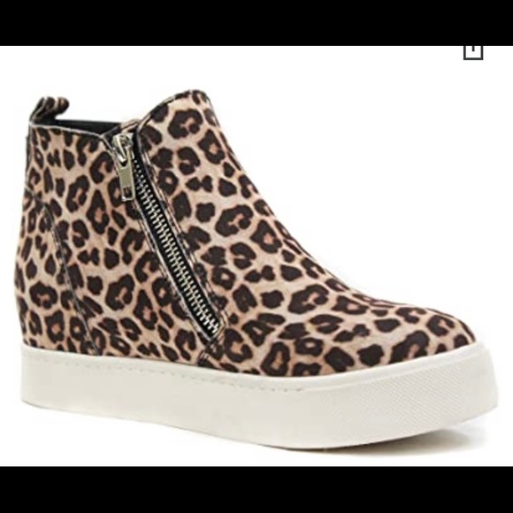 Cheetah Booties - Picture 2 of 4